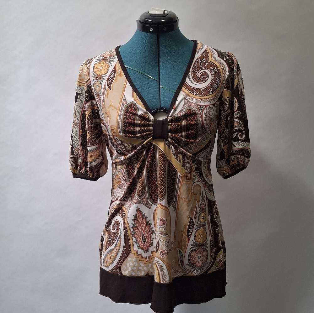 Sushi Flower Paisley Half Sleeve Blouse